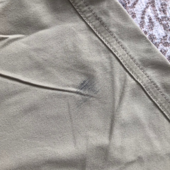 Men’s Khaki Pants Bundle: Dockers and Gap - Picture 7 of 8